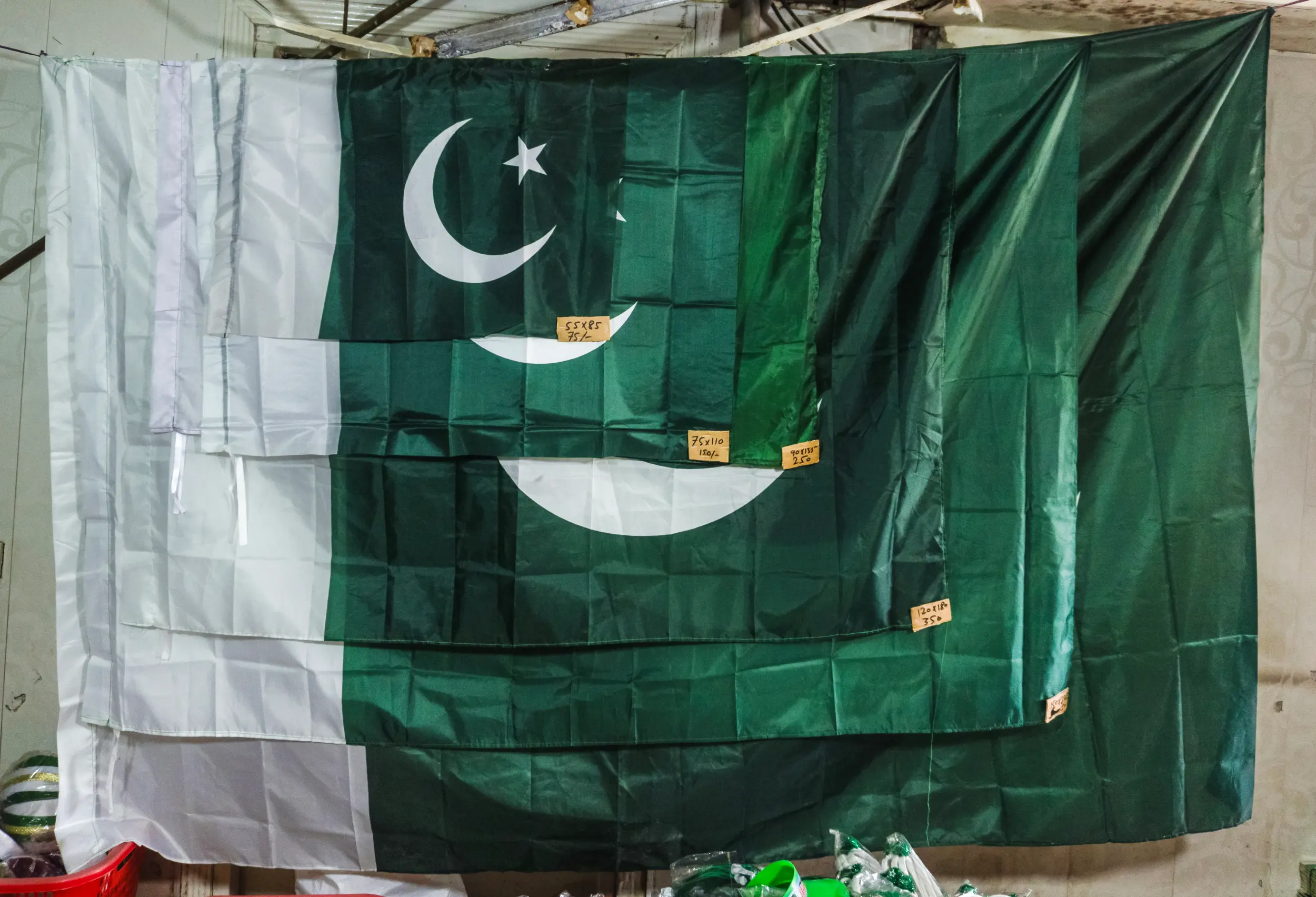 Independence, in various sizes